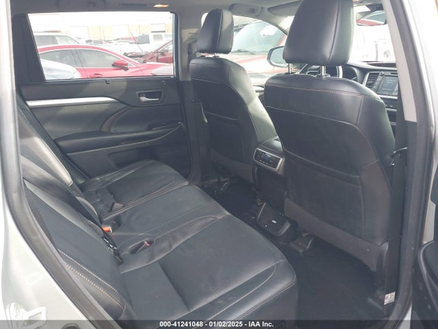 Toyota Highlander Xle 2018 5TDKZRFH7JS280448 Image 8