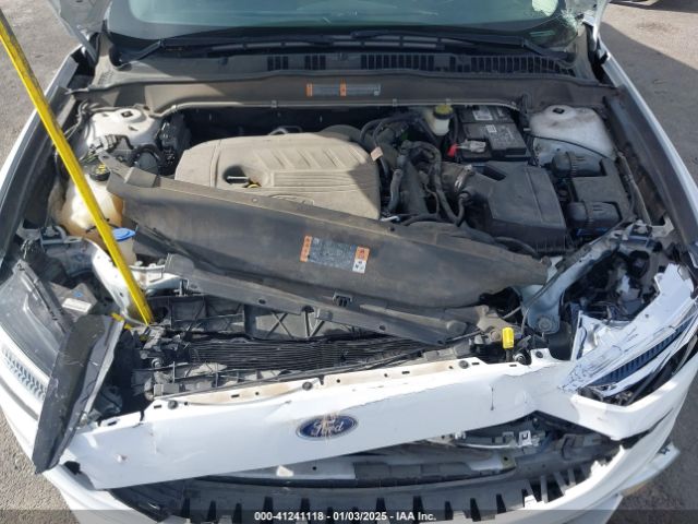 3FA6P0HD1HR167787 Ford FUSION SE
