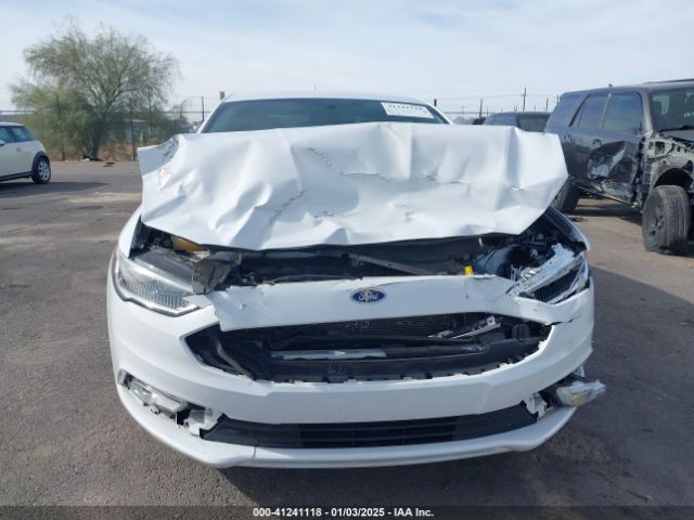 3FA6P0HD1HR167787 Ford FUSION SE