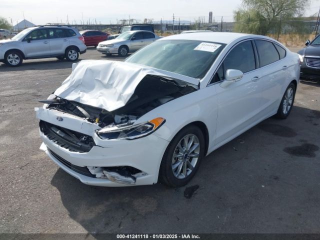 3FA6P0HD1HR167787 Ford FUSION SE