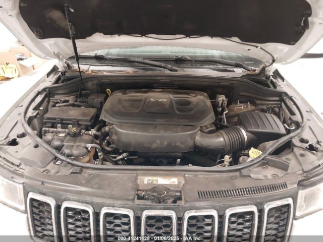 1C4RJFAG1KC648581 Jeep Grand Cherokee Laredo E 4x4