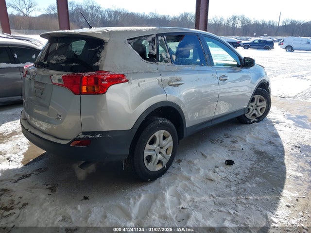 Toyota RAV4 LE 2014 2T3BFREV9EW227089 Image 4