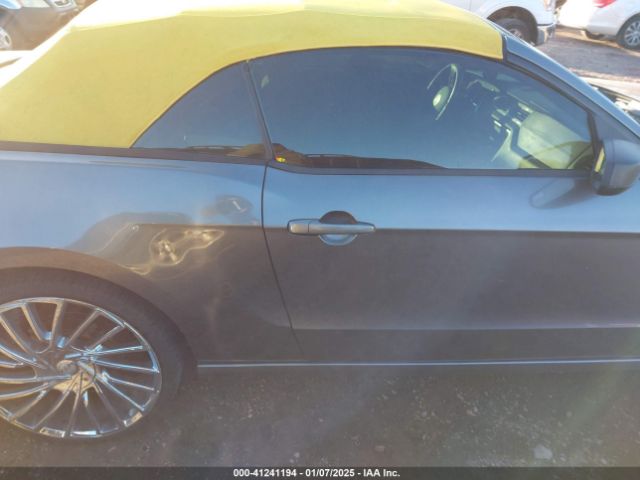 1ZVBP8EM2E5205938 Ford Mustang V6