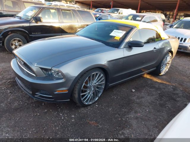 1ZVBP8EM2E5205938 Ford Mustang V6