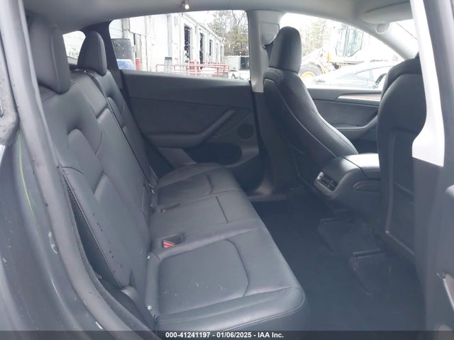 2023 TESLA MODEL Y 7SAYGDEE9PF756581 Photo 7