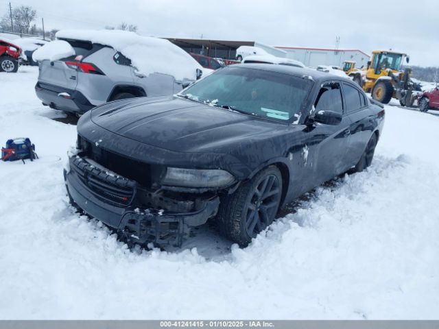 2C3CDXBG6KH670692 Dodge Charger Sxt Rwd