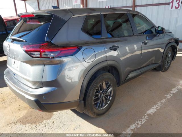 5N1BT3AA5RC692725 Nissan Rogue S Fwd