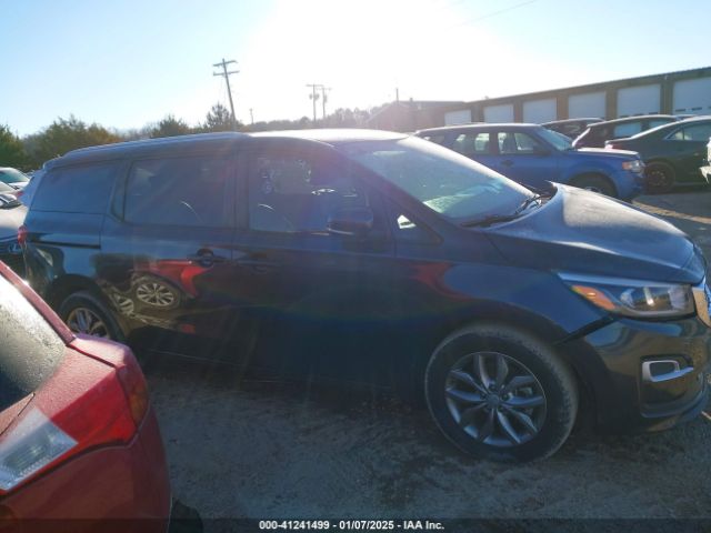 KNDMB5C10K6559884 KIA SEDONA EX