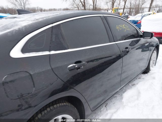 1G1ZE5ST3HF112709 Chevrolet MALIBU 1LT