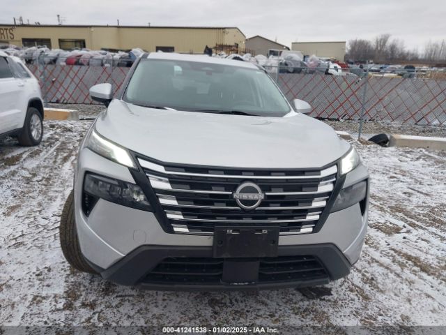 JN8BT3BB0RW421747 Nissan Rogue Sv Intelligent Awd