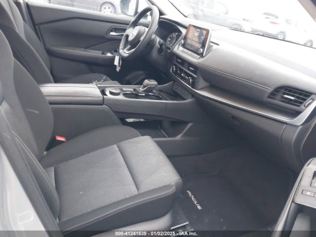 JN8BT3BB0RW421747 Nissan Rogue Sv Intelligent Awd