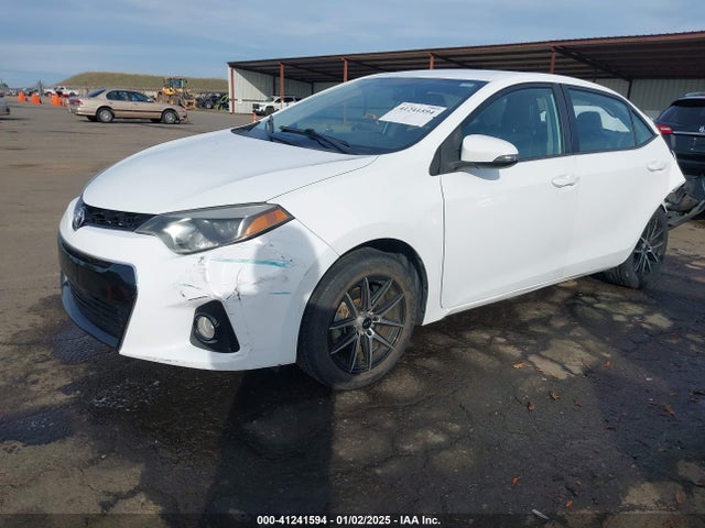 Toyota Corolla S Plus 2015 5YFBURHE7FP337443 Image 2