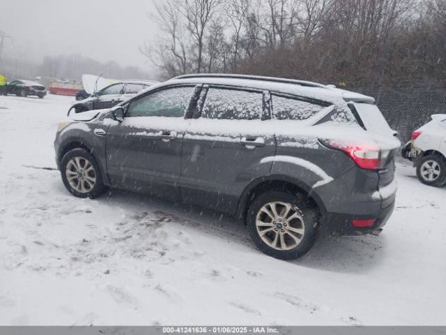 1FMCU9GD1JUD17175 Ford ESCAPE SE