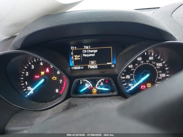 1FMCU9GD1JUD17175 Ford ESCAPE SE