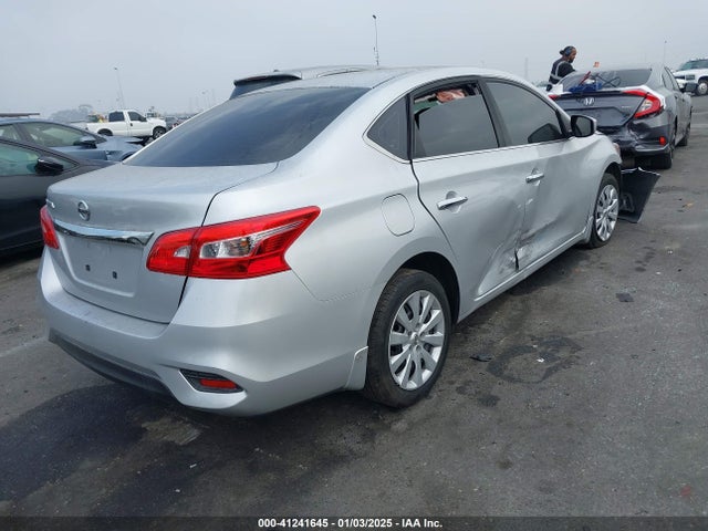 3N1AB7APXHY333457 Nissan 2017