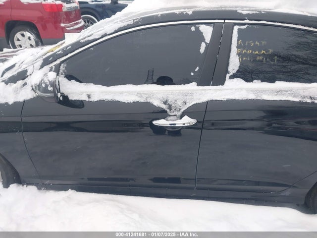 5NPE34AF8KH762053 Hyundai SONATA SEL