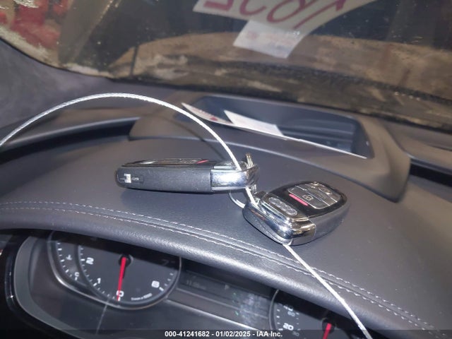 2017 AUDI A8 WAU43AFD3HN004810 Photo 10