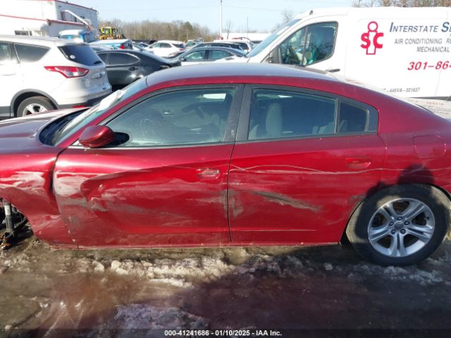 2C3CDXBG8KH684111 Dodge Charger Sxt Rwd