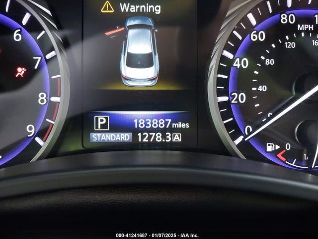 Infiniti 2015 2015 JN1BV7AP9FM342033 Image 16