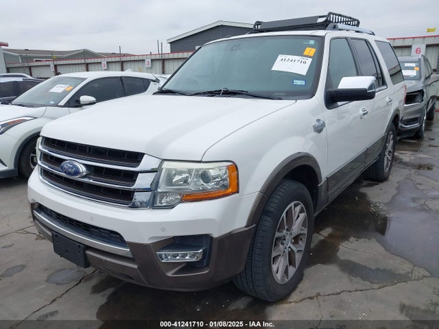 Ford Expedition King Ranch 2015 1FMJU1HT5FEF26080 Image 2