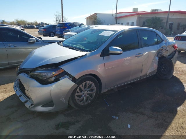 Toyota COROLLA LE 2019 5YFBURHE6KP899523 Image 2