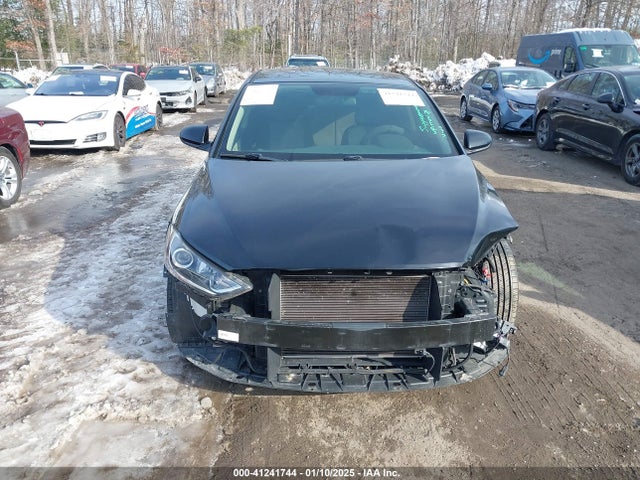 5NPD84LF9JH269460 Hyundai ELANTRA SEL