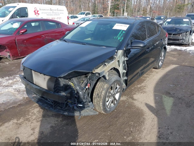 5NPD84LF9JH269460 Hyundai ELANTRA SEL