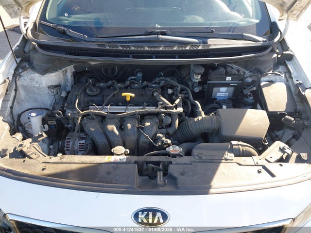 KIA FORTE LX 2017 3KPFK4A74HE043007 Image 10