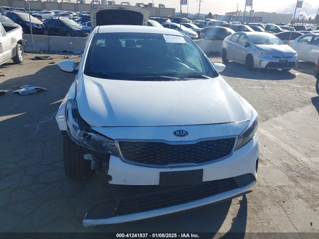 KIA FORTE LX 2017 3KPFK4A74HE043007 Image 13