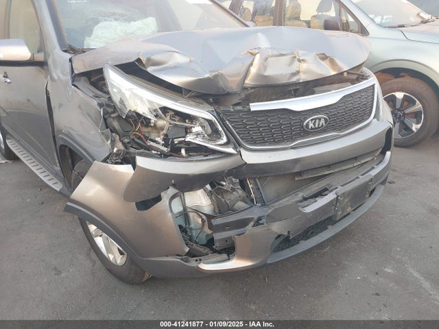 5XYKT4A61FG651828 KIA SORENTO LX