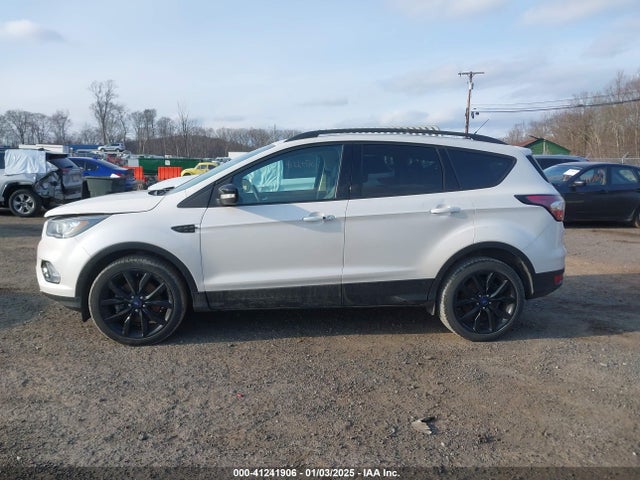 Ford Escape Titanium 2017 1FMCU9J98HUB56127 Image 14