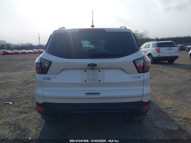 Ford Escape Titanium 2017 1FMCU9J98HUB56127 Image 16