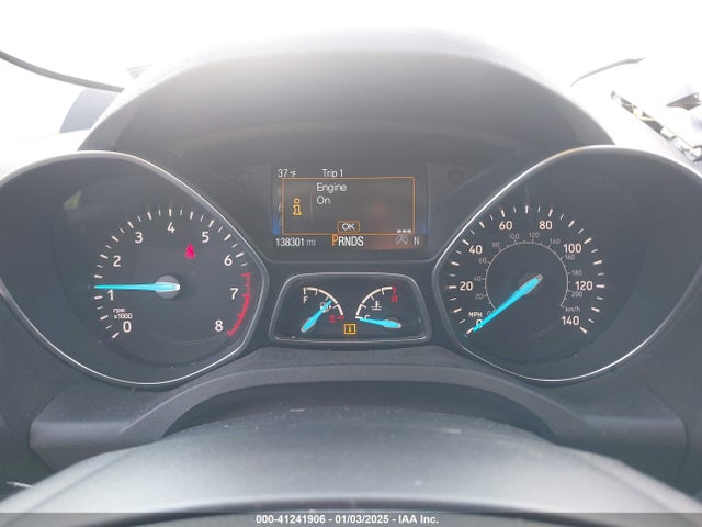 Ford Escape Titanium 2017 1FMCU9J98HUB56127 Image 7