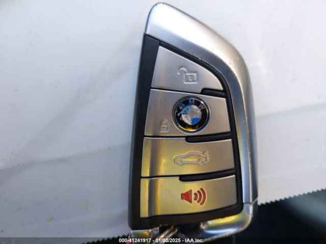 WBAJB9C55JB049529 BMW M550i Xdrive