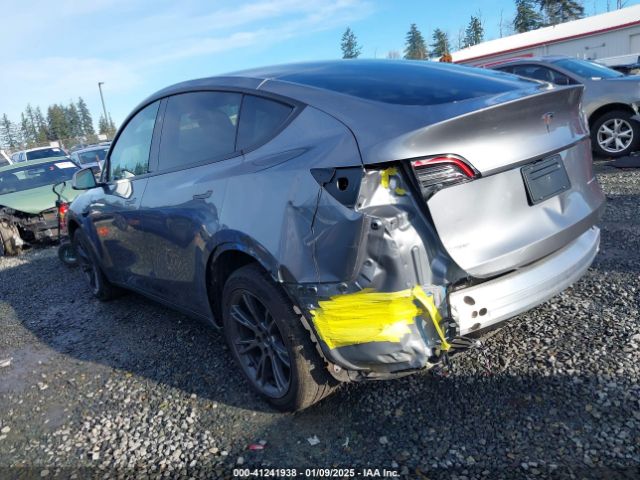 7SAYGAEE0RF177075 Tesla Model Y Long Range Dual Motor All-wheel Drive