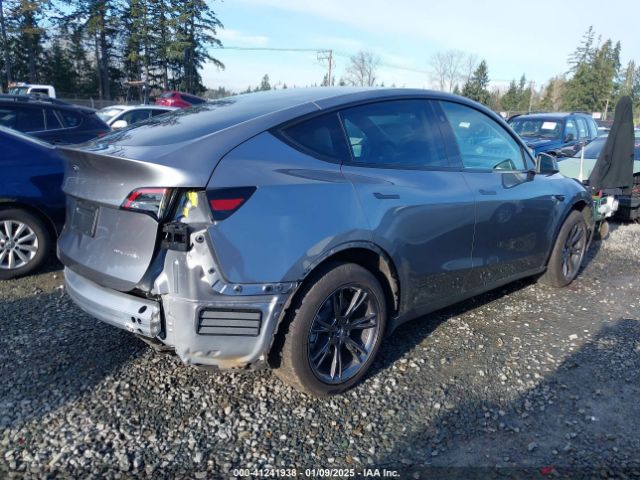 7SAYGAEE0RF177075 Tesla Model Y Long Range Dual Motor All-wheel Drive