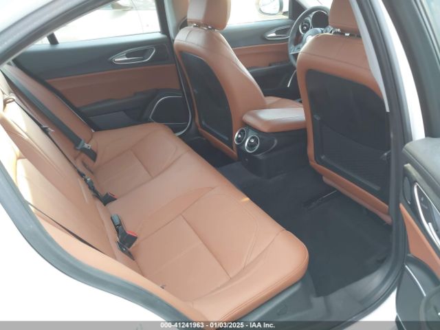 ZARFAMAN5K7621369 Alfa Romeo Giulia Rwd
