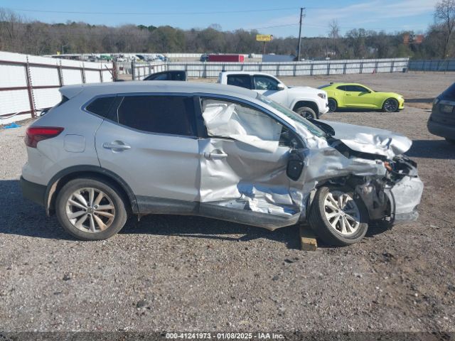 JN1BJ1CP3KW528140 Nissan Rogue Sport S