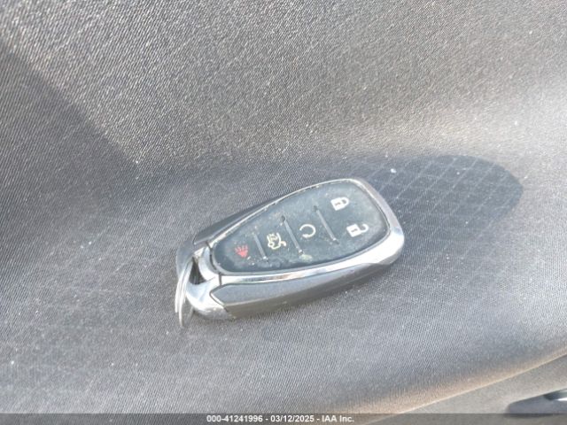 1G1ZD5ST2MF075214 Chevrolet Malibu Fwd Lt