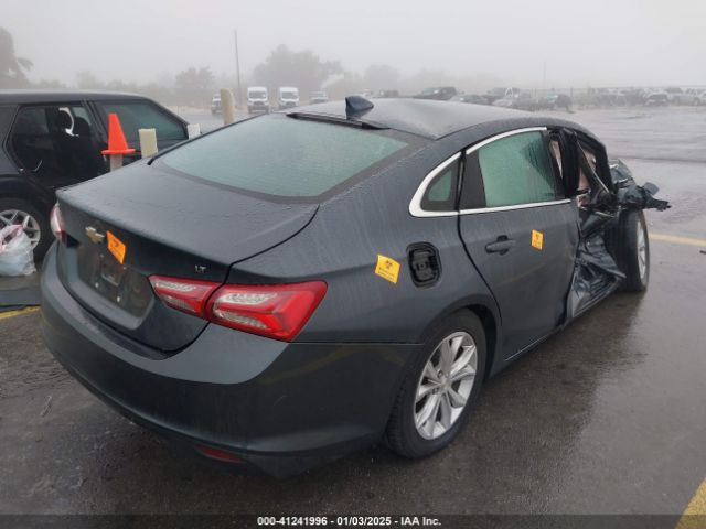 1G1ZD5ST2MF075214 Chevrolet Malibu Fwd Lt