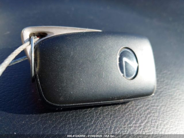 JTJYARBZ5H2055847 Lexus NX 200T
