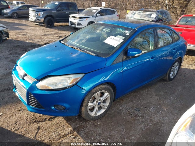 Ford FOCUS SE 2014 1FADP3F29EL403199 Image 2