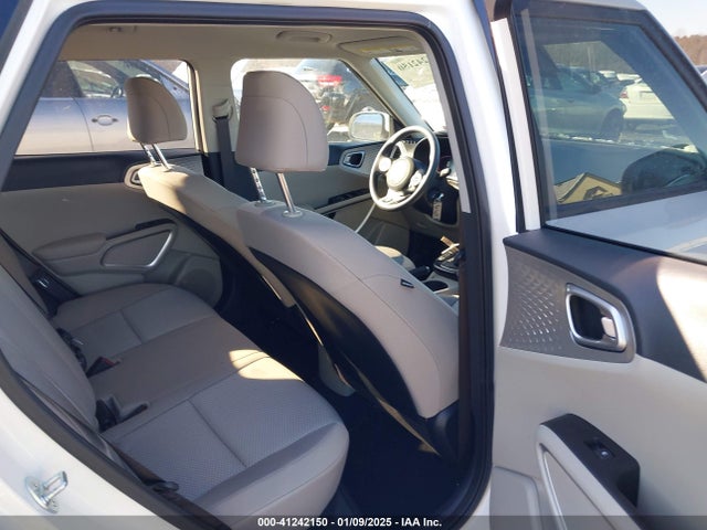 KIA SOUL LX 2024 KNDJ23AU9R7901289 Image 8
