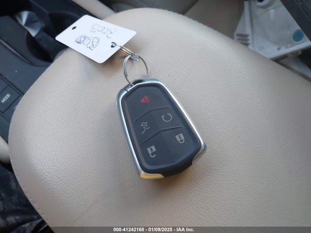 2019 CADILLAC XT5 1GYKNDRS8KZ207654 Photo 10