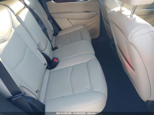 2019 CADILLAC XT5 1GYKNDRS8KZ207654 Photo 7