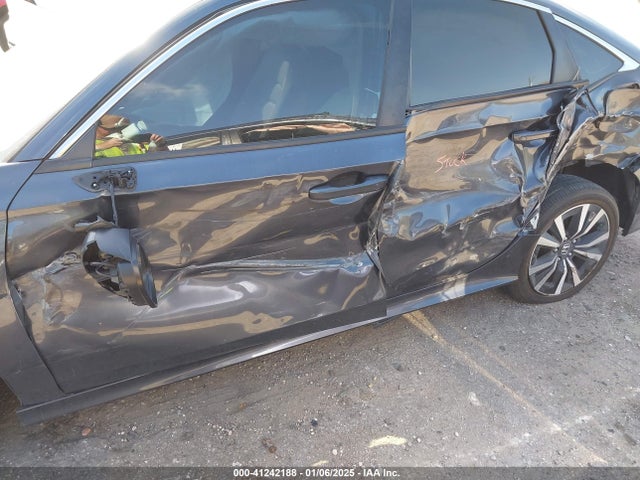Honda CIVIC EX 2022 JHMFE1F73NX006605 Image 6