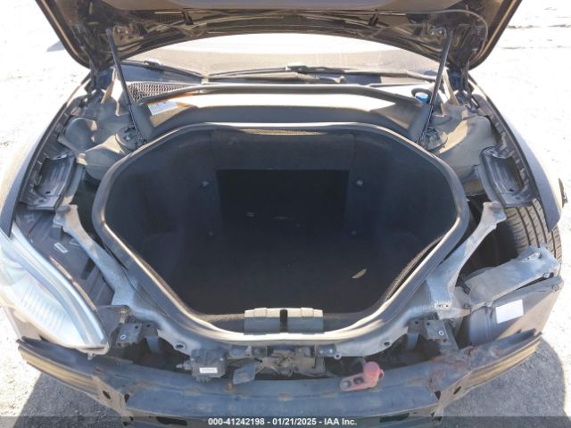 5YJSA1H12EFP42224 Tesla Model S P85