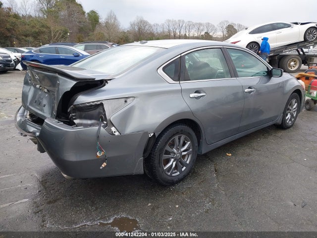 Nissan Altima 2.5 S 2015 1N4AL3AP4FC496135 Image 4
