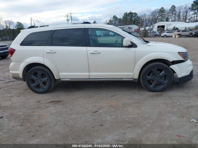 3C4PDCGB6JT430115 Dodge Journey Crossroad