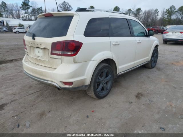 3C4PDCGB6JT430115 Dodge Journey Crossroad